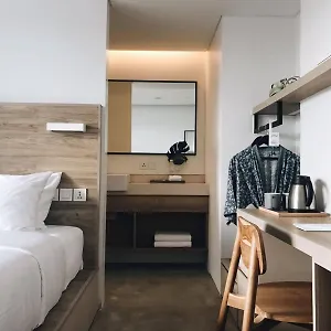 Lloyd's Bali 4*, Seminyak Indonesia